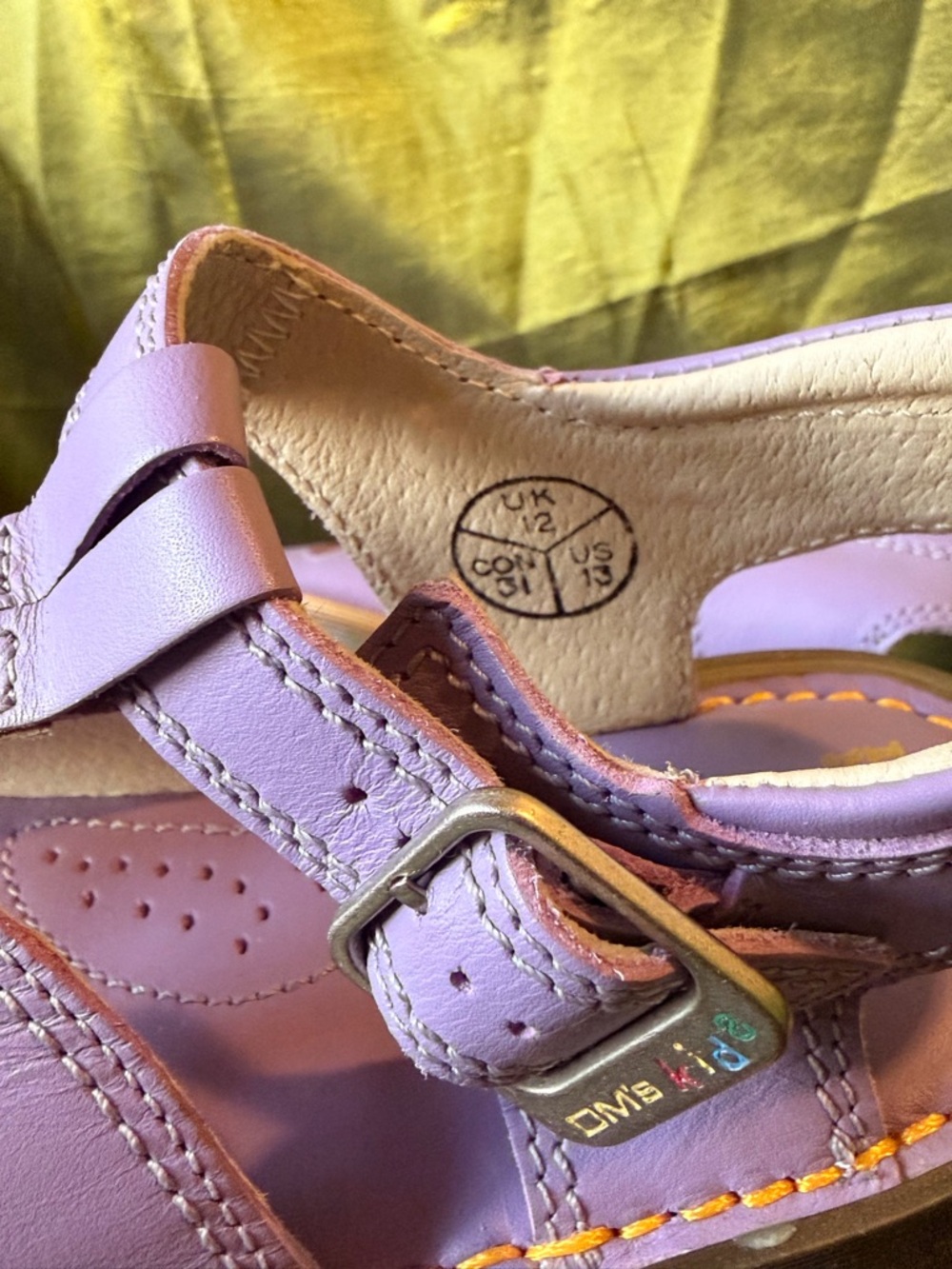 Dr. Martens Kids Lavender Leather T-Bar Sandals Vintage Y2K Rare Color - Picture 10 of 10